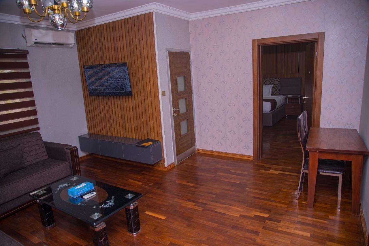 Mahogany Hotel And Suites Ibadan Exteriör bild