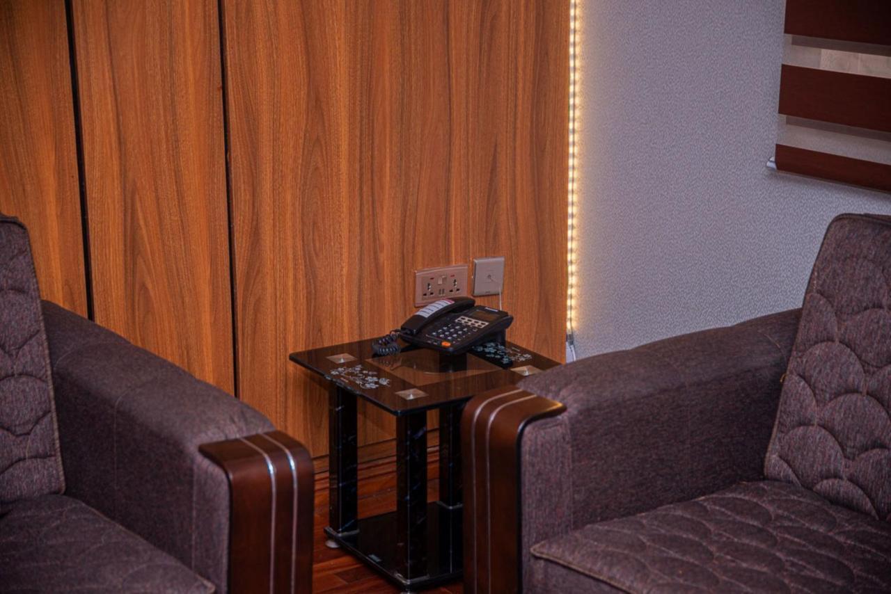 Mahogany Hotel And Suites Ibadan Exteriör bild