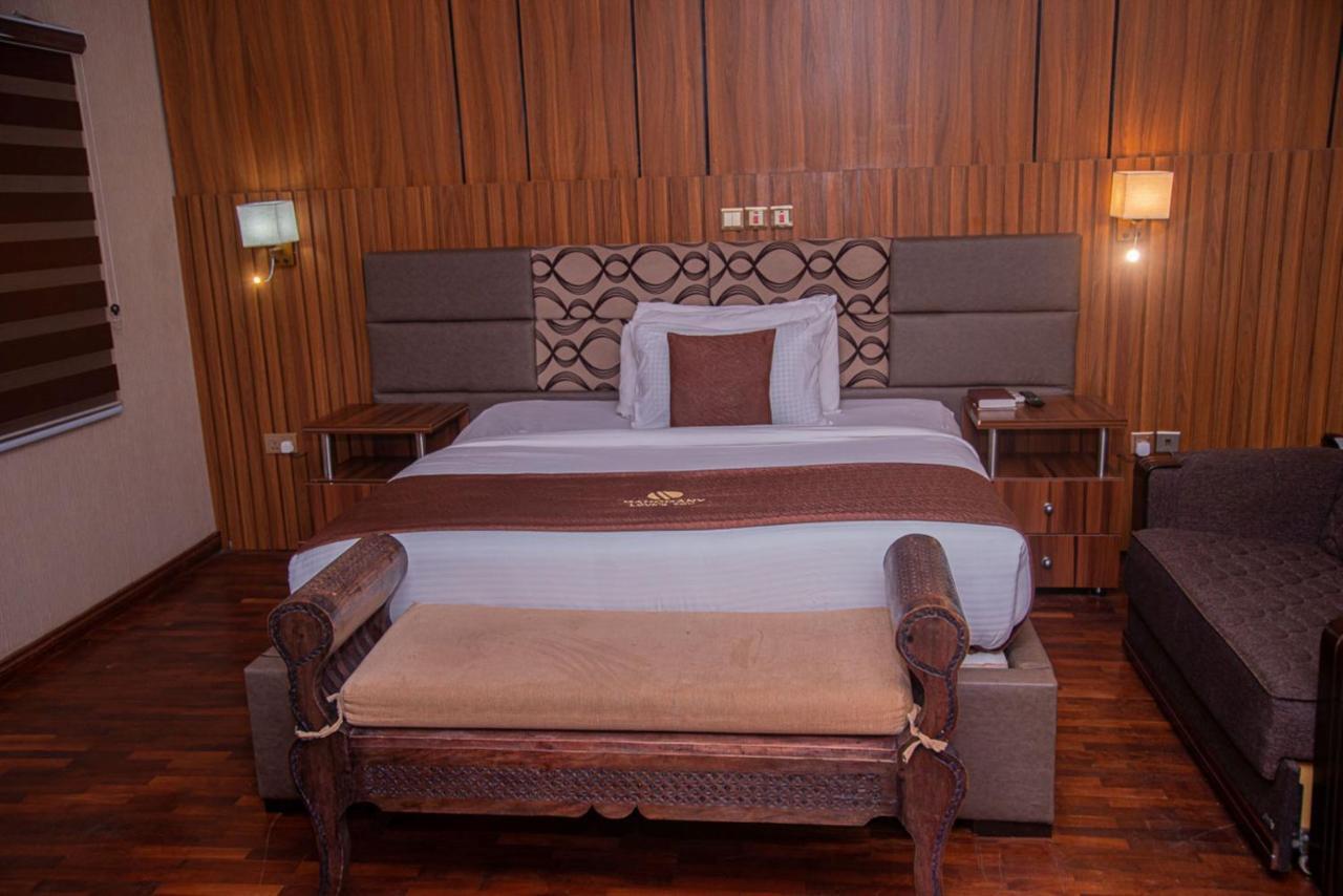 Mahogany Hotel And Suites Ibadan Exteriör bild